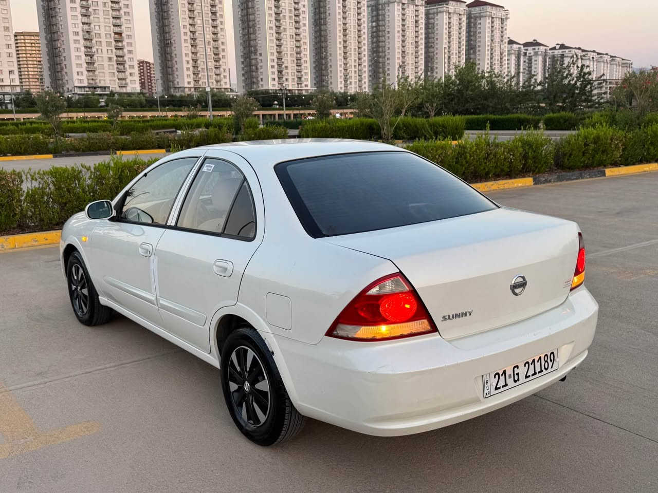 NISSAN SUNNY 2010
*********** واتساب

نیسان سەنی کوری اصلی گیر ئوتوماتیک مودیل ٢٠١٠ سیارە ما بیها قطرة صبغ ما بیها حادث،محرک مامفتوح،بیها بس مکانات بارد صغیر ب سونر واضع،سنویە هزة لوحات جدید حتی ٢٠٣٠ تحویل وکالة حاضر نفس یوم،مکان سلیمانیة مرکز مدینة،
سیارە ماشاء اللە حیل حیل نظیفة ما بیها ای نقص
سعر : 97 $ مجال بسیط
عنوان : السلیمانیة
*********** واتساب السليمانية, العراق
