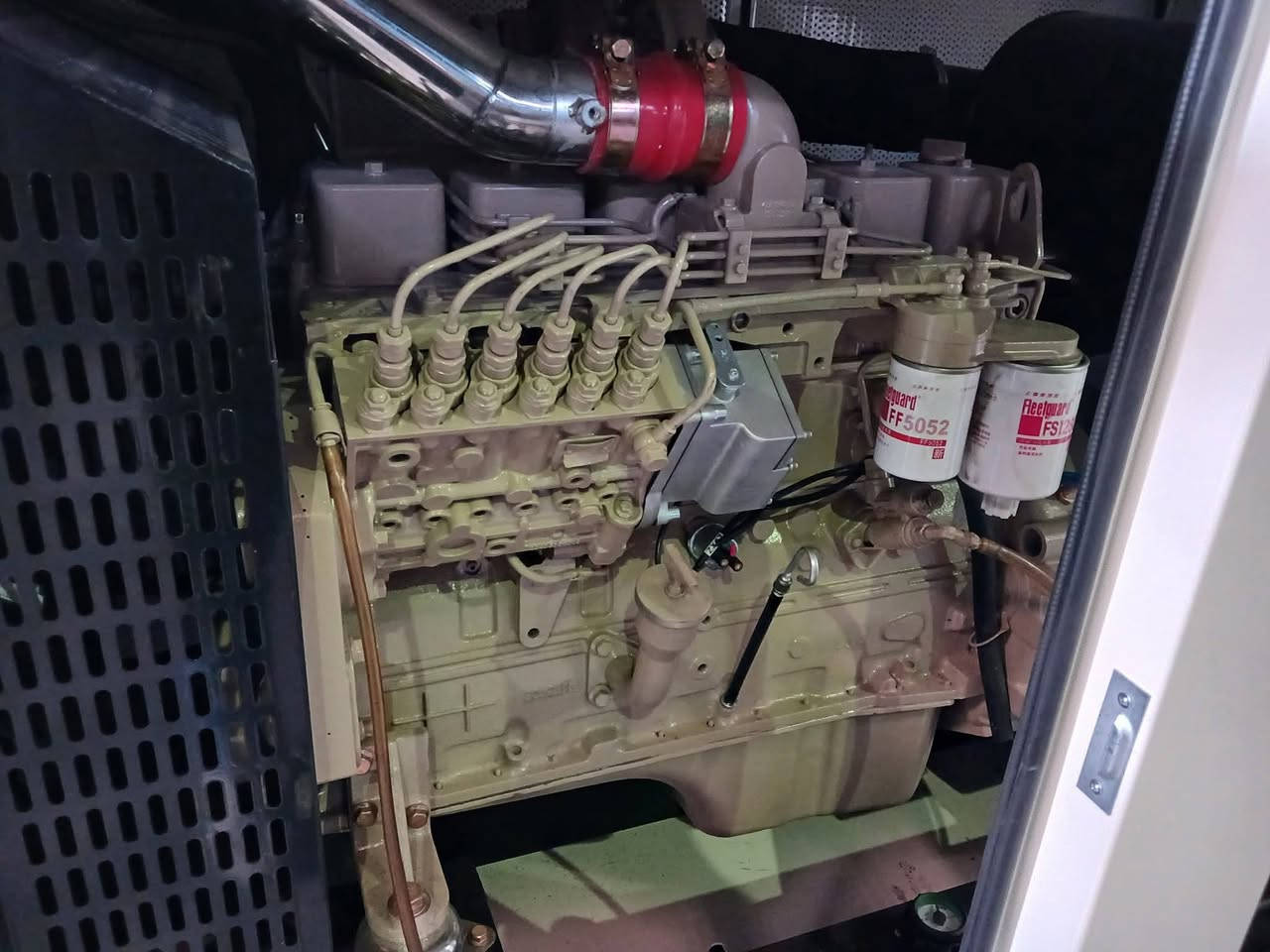 تم بحمدلله وصول وجبة  مولدات  كمنز 102
6سلندر   

كاتم صوت ١٠٠/١٠٠ سوبر سايلنت 

التوليد  استانفورد   150 كيفي KAY

انتر كلر جويتر  سوبر نظام حمايه كامل إطفاء وتشغيل ذاتي 

للاستفسار اكثر الاتصال على الأرقام 📞

*********** وتساب

***********وتساب

***********وتساب

العنوان اربيل الصناعه الجنوبيه متوفره خدمة توصيل لجميع المحافظات 

لدينا جميع انواع المولدات بجميع الاحجام والماركات 

بأنسب الاسعار

65 ورقه

#ابو عبدالله أربيل للمولدات الاوربيه #
