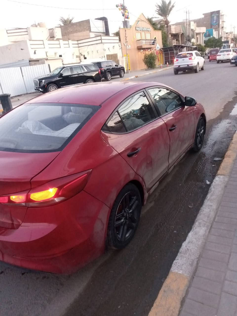 الانترة 2016 شكل ال 17 خليجية مكينة 1600 دوش مكينة وكير ما مفتوحات كفالة سيارة بيها تبديل جنطة وصبغ البنيد وبيها بارد بل جاملغ الايسر الخلفي بعدني ما مسوي بدون دواخل سيارة خير من الله دواخلها تضيفة سيارة مرتبة 
سعر 112 وبيها مجال
مكاني بغداد الدورة
واتساب وتصال  ***********
