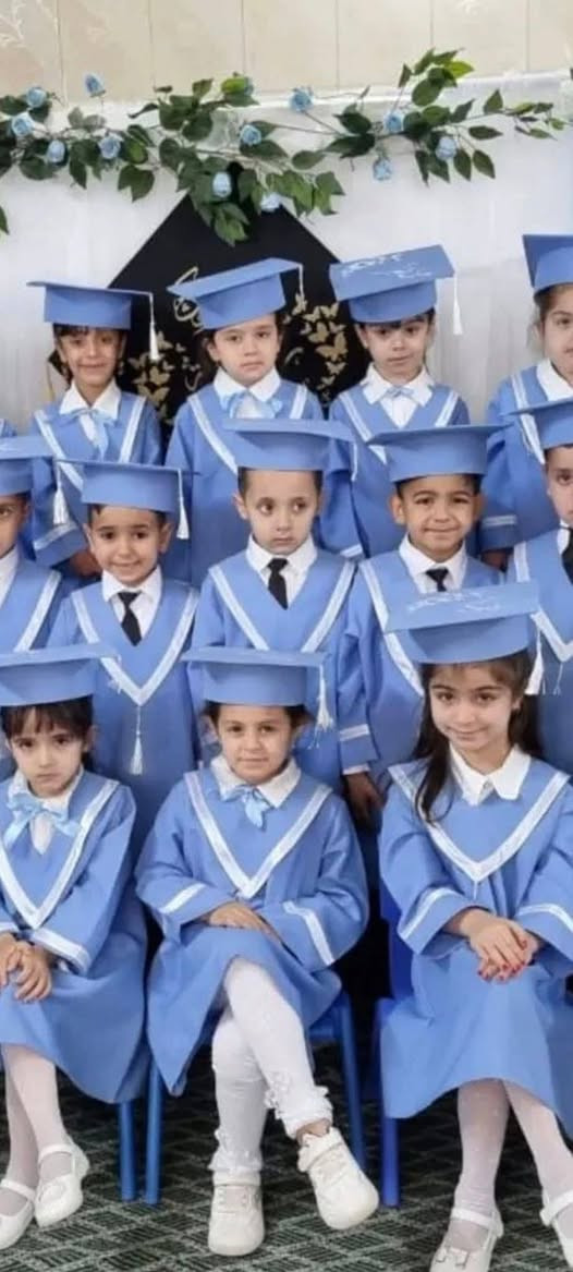 توفر لدينا زي تخرج جملة حسب اللون الي تردو سعر الزي 10الاف فقط بدون طباعة اذا طباعة اسم على القبعة  ب13الف


**إذا كنت صاحب هذا الإعلان وتريد حذفه لأي سبب، رجاءا أرسل رسالة إلى الدعم الفني**