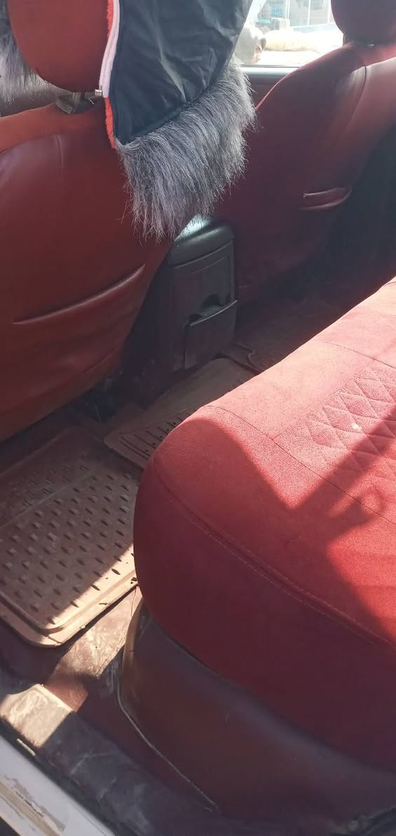 السلام عليكم نيسان نيفارا موديل 2012 كير اوتوماتيك رقم اربيل سنوية لل2027بيها صبغ بنيد شبرين والجاملغ شبرين محرك بلادي ما مفتوح 
كشن منفصل 
العنوان بغداد اللطيفية
السعر 115
رقم الهاتف *********** 
***********
