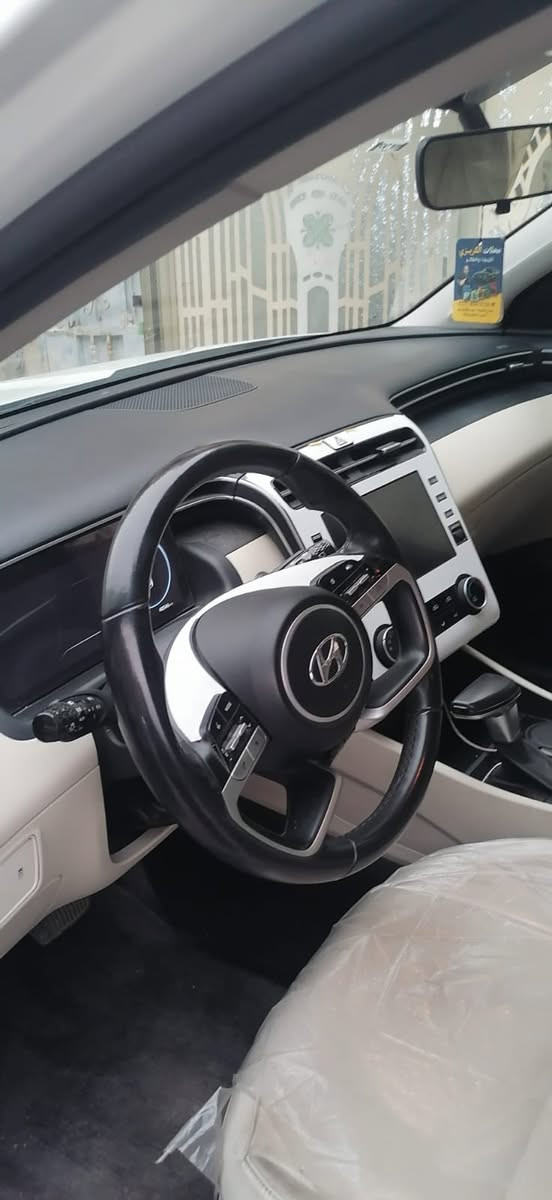 توسان للبيع 2024 وارد خليجي سيارة مكفوله كفاله عامه ماشيه 48000. السعر (208) وبيها مجال بسيط العنوان بغداد ام الكبر ***********
