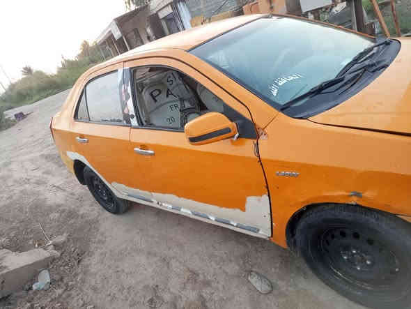 #للبيع
سيارة جلي صالون موديل  2012
محرك كورلا گير عادي
 اي نقص ما بيها بس تلحيضات صبغ بيبان 
السنويه صاقطه ب 2017 رقم صدامي
ما اندل راعيها اتكفلها سرقه وعشائر 
السعر 15 وبيها مجال 
#رقم الهاتف
***********
