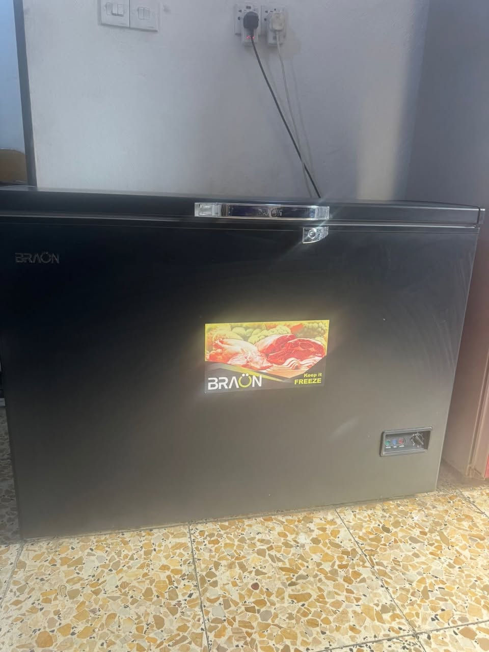 مجمده جديده استعمال قليل نظيفه كلش
السعر 350


**إذا كنت صاحب هذا الإعلان وتريد حذفه لأي سبب، رجاءا أرسل رسالة إلى الدعم الفني**