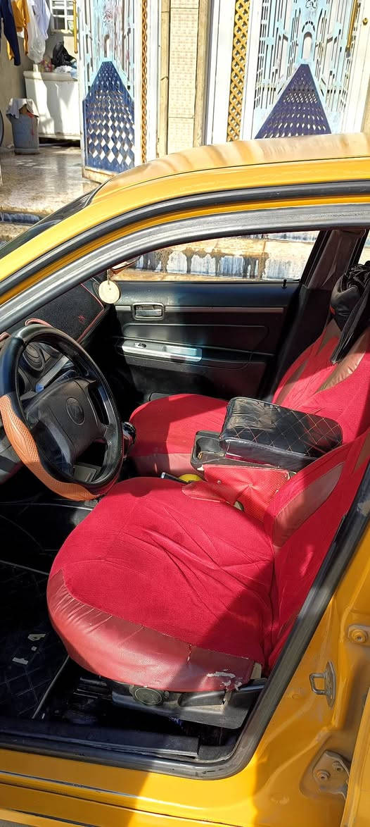 سيكي للبيع...
تكسي رقم نينوى مكينه كورله 
هيئه عليها 450 تقريبا 
غرامات صفر 
شرعيها بالموصل شرط التحويل والوكاله
ضررها باب الخلف النفر مبدل مال گصه مابيها صبغ
طخم امامي وخلفي جديد 
وطخم تاير جديد 
السعر 45 وبيها مجال

***********
***********
