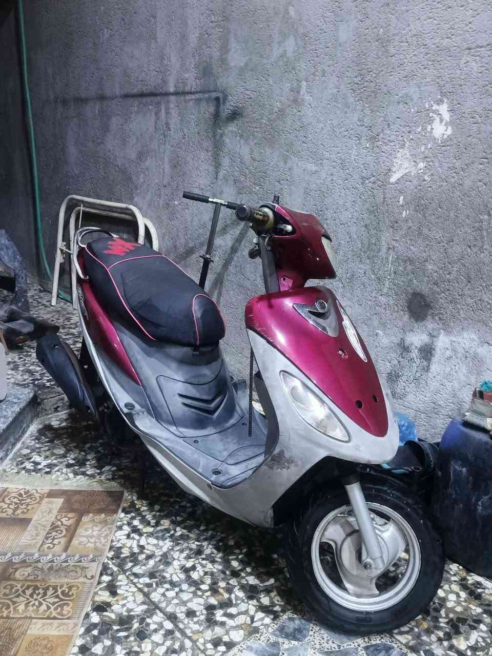 سلام عليكم ماكس منغولي لبيع مكينه خير من الله نكره سلف كهربايات شغاله كفرات اصليه مختمه بس اني صابغهن سعر ٤٢٥ بيه مجال حك الجيه مكاني بغداد الطالبيه رقم ***********
