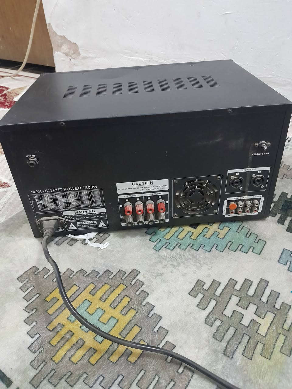 للبيع جهاز سستم صوت اصلي يستخدم 
للحسينيات والجوامع والكافيهات 
***********
***********
