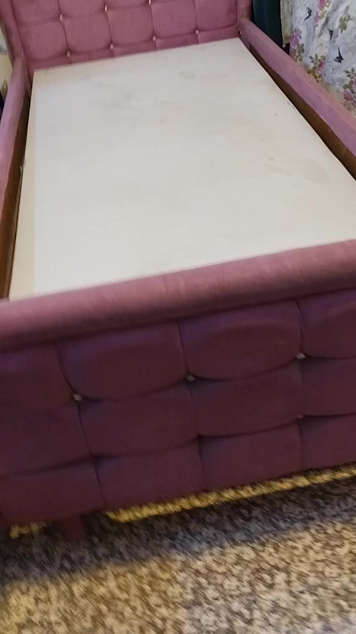 سرير جدا قوي عدد 2 السعر الواحد 100 وبي مجال


**إذا كنت صاحب هذا الإعلان وتريد حذفه لأي سبب، رجاءا أرسل رسالة إلى الدعم الفني**