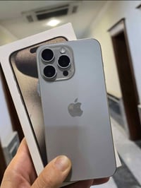 ايفون 15 pro max دبل سم كارت  ذاكره ٢٥٦ بطاريه 91% اصلي ما مرفوعه نظاف...