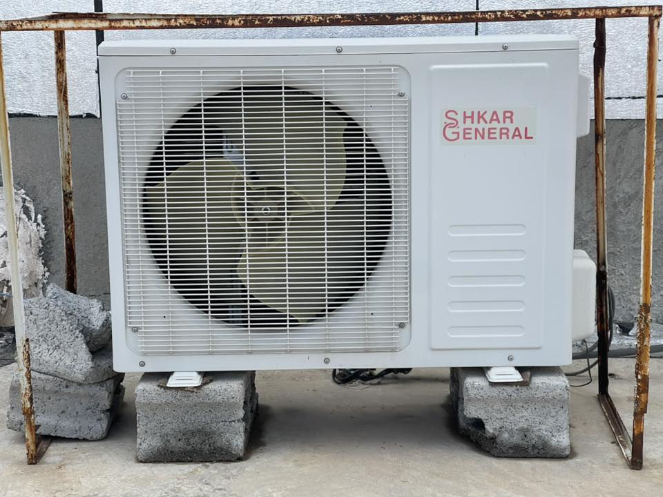 ئەم سبلیتە بۆفرۆشتن 2.5دووتەن ونیوە زورتازەیە ***********
