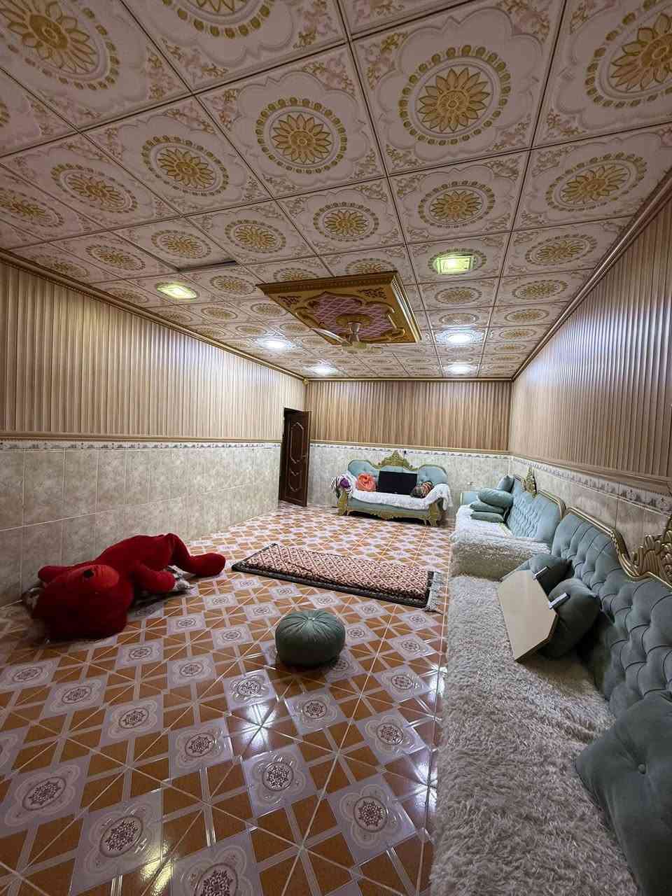 اعلان رقم (1752)📢📢📢
————————
دار للبيع  ٣٧٥ متر طابو صرف 
الموقع القادسية أولى
قرب نادي سولاف 
الموقع المميز جدا
استفسار 
***********
***********
