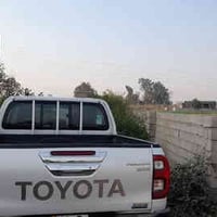 عندي تيوتا هايلوكس ساز فول مواصفات رقم بغداد مكفوله كفاله عامه السعر ٣...