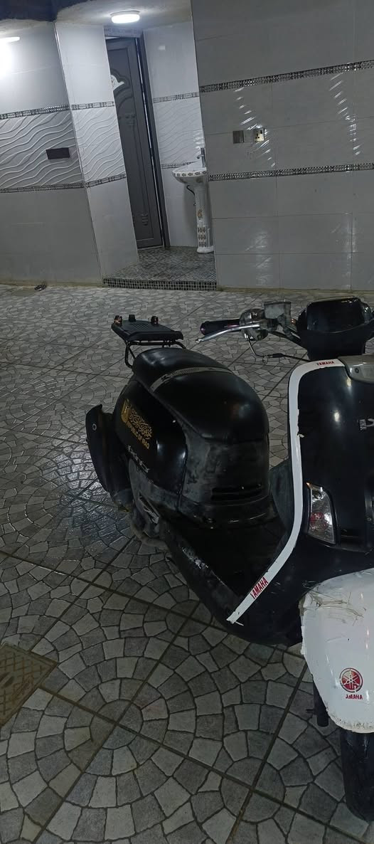 بوليس موديل 2008 كابريتر
دراجه خير من الله سلف شغال بس دكمه مكطوع وايل ترجع تشتغل هندر شغال 
دراجه مكينه ولفات مبدله 
خرز وتنضيف كلجات وتصفير شلعه ومعدل
سعر 350وبيها مجال 
مكاني ديالى  بعقوبه شارع خريسان 
تصال متواجد.. ***********
