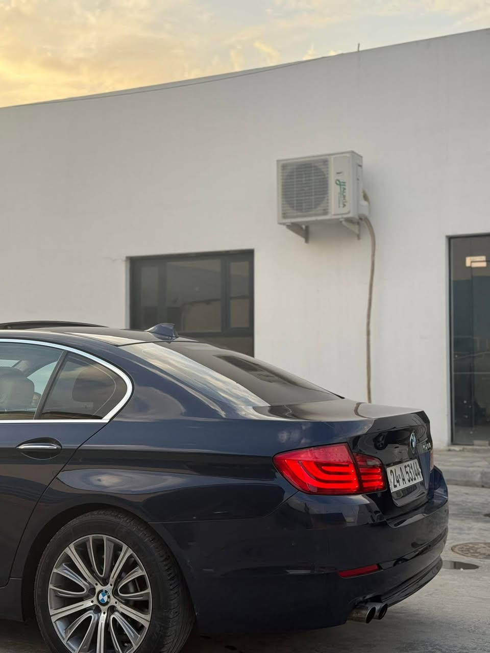 السلام عليكم
للبيع bmw  حجم 528  موديل 2012
ماشية 128 الف كيلو حقيقي
السيارة كلين مكفولة 
تريد وكالة تريد تحويل
السعر 155 وبي مجال 
***********
مكاني النجف
