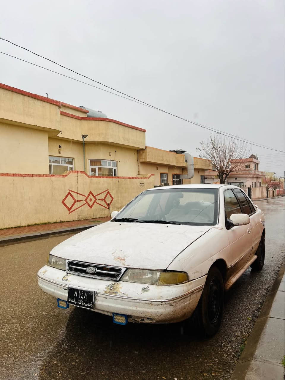کیای سیڤیا مۆدێل ٩٣ هەشت و بەخ ،گێڕ ئۆتۆماتیک ، گێڕ و مەکینەی بەشەرت هیچ کێشەی نییە، هەیکەلێکی جوان و ڕێکی هە یە بێ دەعم و لێدراوە ، کۆدی هەیە، لایت و کارەبای مەزبووتە گەرمی ئیش دەکات، چوار تایەی تازەی لە ژێرە 
سعری کۆتای ١٥ گەڵا
***********
*********** حلبجة, السليمانية
