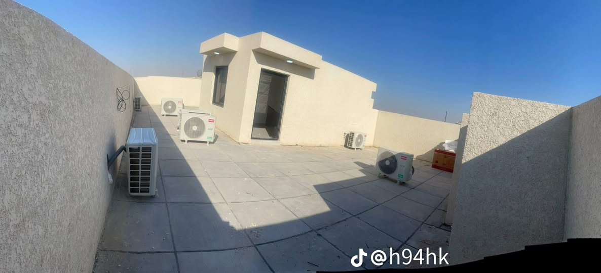 المنشور الثاني (خاص بالسبالت♦️برد صيفك ويانه♦️
-مستعدون لصيانة وتنصيب جميع انواع السبالت وتصليح مختلف الاعطال
❄نقل من مكان الى اخر 
❄غسل الجهاز قطعتين
❄تركيب السبالت في حالة تأسيس بوري دفن بكفائه عاليه
❄فحص وعمل ادامة للأجهزة وفحصها لتنجنب وقوع الاعطال
❄صيانة الكارتات والفانات ومعالجة الليكات وشحن غاز 22 و 410
❄ نصب سبلت من حيث مسؤليتنا عن الغاز من الربط وكذلك في 
❄تجهيز مواد احتياطية
للمزيد عن اعمالنا زورو صفحتنا على فيس بوك اواتس 
♦️***********
#سبالت  #صيانة #تنصيب #تصليح #سبلت
#تبريد #مكيف #النجف #منصب #مصلح ملاحظة نشتري جميع السبالت والمكيفات جميع انواع السبالت - استعداداً للموسم):
​"هواي ناس تسألني: ليش السبلت بالظهرية يفصل وما يبرد؟
شوفوا هالمشكلة اللي جتي اليوم؛ السبلت جان متروس طين واليراد له غسل مضبوط ومو بس تنظيف فلاتر. والأهم من هذا، فحصنا الكباستر وطلع عاطل وبدلناه.
نصيحة: مو كل ما يفصل السبلت يعني الكومبريسور احترك، مرات الشغلة بسيطة بس تحتاج تشخيص صحيح وأمانة بالشغل.
إذا عندك أي مشكلة بالسبلت أو الغسالة، عوف تعليق أو راسلني، وأنا بخدمتك." وأنا أجاوبك شنو العطل المتوقع."
