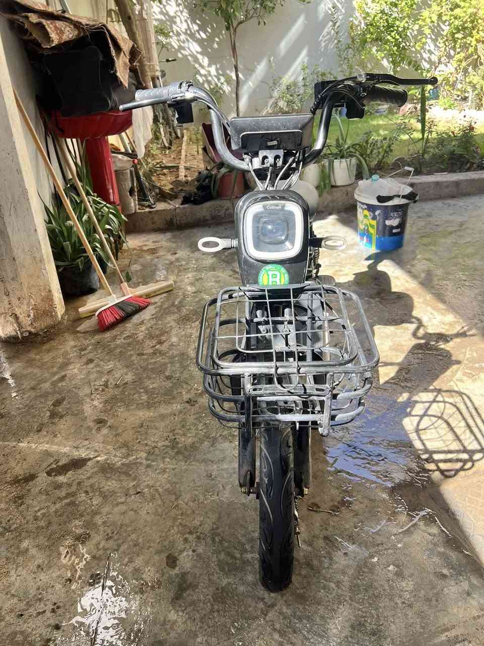 بيع مستعجل العنوان كركوك
قيم وأخذ البايسكل نظيف البطاريات جدد والعقل بلادي ***********
