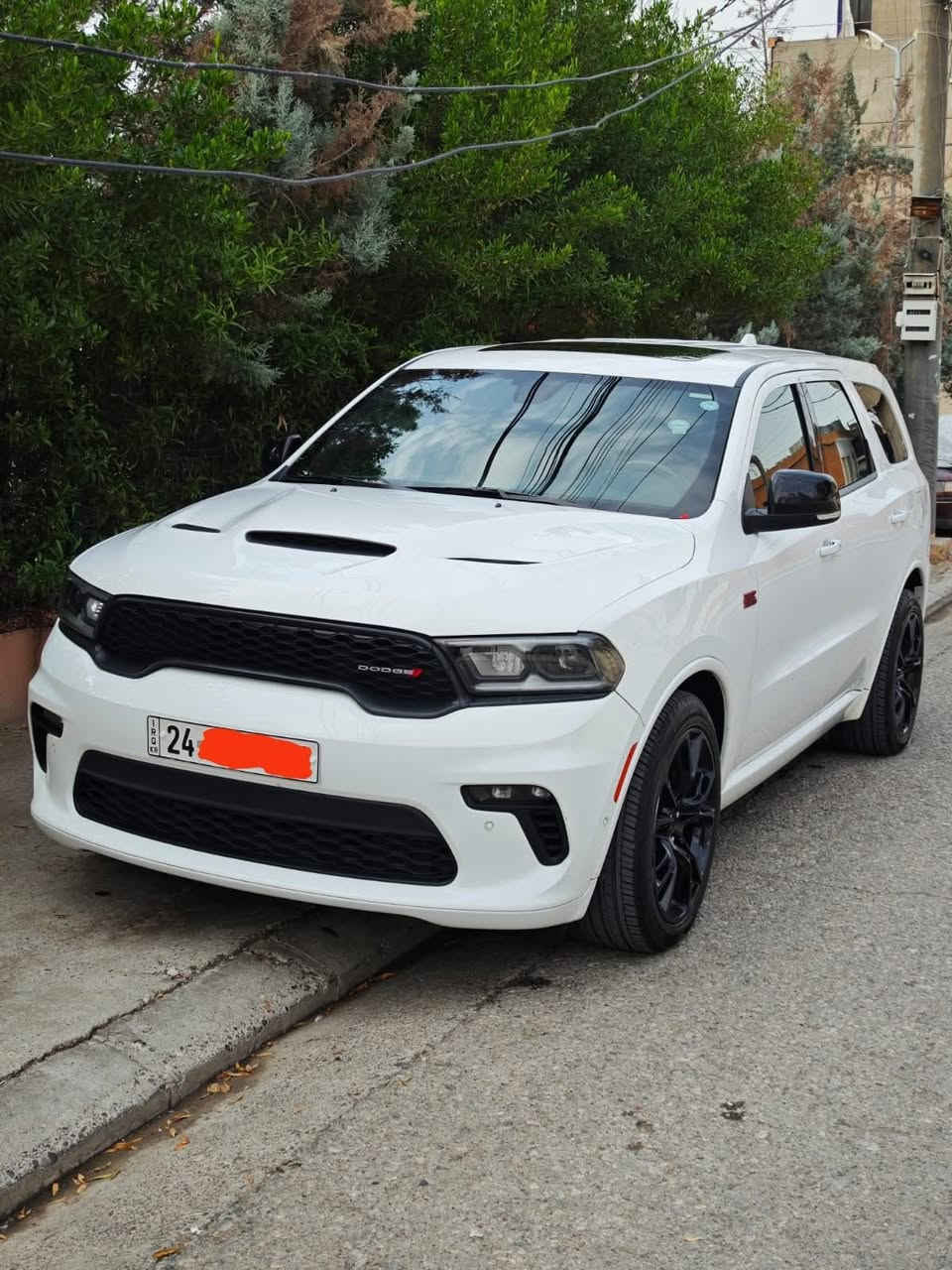 السلام عليكم 
موديل 2021
بدون ضرر
ماشيه 75 الف
دوج دورنكو😈
فول مواصفات
فئة سيارة ( (R/T
محرك V8. 5.700. ✈️
——————————————————————
الـمـواصـفـات 1/1
‏‎*شاشه كبيره تحكم في ايعازات سياره
‏‎*صندوق كهرباء
‏‎* كشنات كهرباء
‏‎*ردار خلفي
‏‎*مثبت سرعه
‏‎*خزن ميموري في كشنات
‏‎*كشنات تدفه
‏‎*كشنات تبريد
‏‎*فتحة
‏‎*كشنات لون ماروني بلادي مل شركة.
‏‎*نضام eco
‏‎*ستيرن كهرباء
‏‎*ستيرن تدفه
*شفتات ستيرن
‏‎
‏‎*نضام تزحلق.
‏‎*هوك خلفي كهرباء
‏‎*شاشه دجتل
‏
‏‎*لايت زنون  +بلاجكتور.
‏‎*اكامره خلفيه دواره معه استيرن
‏‎*جام اوتو
‏‎*حساسات خلفي و امامي
‏‎*انضمت قيادة SPORT...
‏‎*واشاير بل مري
—————————————————————
#السعر  310$ وبيه مجال
#السيارة  للبيع فقط
هاتف ***********
