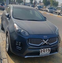 2019 بدون صبغ حادث فقط ربع دعاميه اماميه ماشيه 80 فور ويل_ قطعتين تبري...