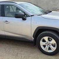 رف فور  لبيع مو ديل ٢٠٢١ ماشية ٧٣ الف سيارة كلين بدون ضرر  رقم لهاتف 0...