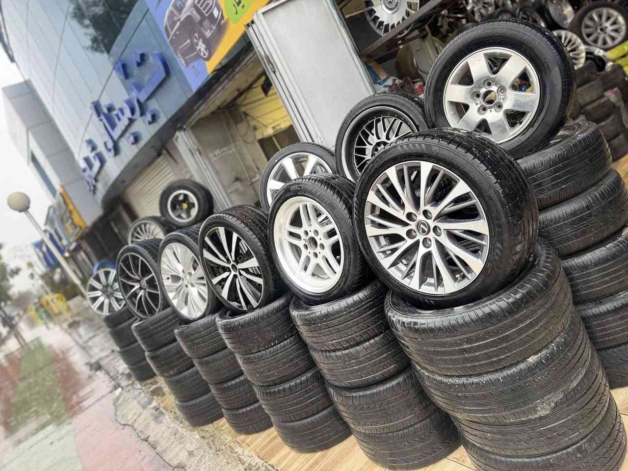 سڵاوی  خوای گەورە🤲🏻
🚙هەموو جۆرە تایە و ویلکی 🛞شاهینە و مەلیکەو ماجێستا و کامری
ئەڤەلۆن ئاڵتیما بیئێم ئێمجیو هەموو جورەسەیارەیەک   بەردەسە👍✅ 
تازە و کۆن 🚙👍شتی جوان و ڕاقی 
ناونیشان سلێمانی 
👌تێرمیناڵی شارەزوور فرۆشتگای دوبەی🛞
***********☎️✅
