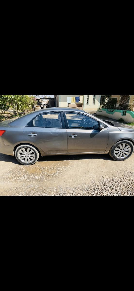 كيا فورتي ادوات للبيع موديل١٢كلها شرط ومحرك ١٦ افانتي المرغوب السعر ٤٢ وبيها مجال ويرهم مراوس مع ادوات حسب القناعه ولاتراسل شراي اتصل***********
