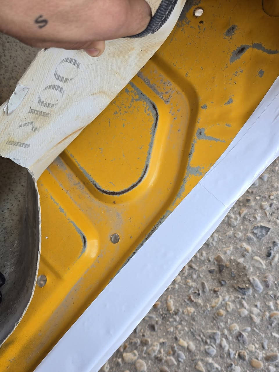 السلام عليكم شباب تكتك البيع 20 شهر 6 مرقم تكتك كفاله ماعدا بصفحا معجوج مكاني المجر *********** 🤫
