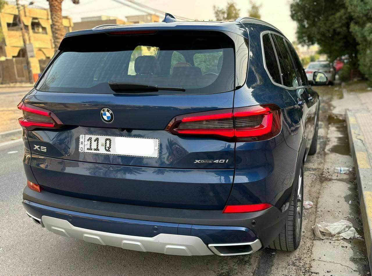 السلام عليكم 

‎‏BMW X5 40i xdrive 
‎
‎موديل : 2022
‎رقم بغداد الجديد
ماشيه 51 ميل  
‎ محرك 6 سلندر 3.0 توين توربو
فول مواصفات 1/1
بانوراما
داخل مشمشي
داتا شو ‎
كامرات 360 درجة
مساج كشنات 
‎بريك بصمه 
‎كشنات اماميه كهرباء هيتر و تبريد
‎حساسات خلفي و امامي 360 درجة 
شفتات ستيرن 
‎كشنات جلد 
‎ لايتات عدسة زينون داينمك مع ستيرن
‎رادار مرايا امامي و خلفي
‎قيادة ذاتية
نظام الاصطفاف الذاتي Auto parking 
‎هاند بريك كهربائي
‎لايت عدسه متحرك مع الستيرن 

الحادث ابواب ثنين فقط عكس السايق مبدل 
ومصبوغ و شبر بارد بالجاملغ يم الباب الخلفي

ايرباك بردة فقط وراجع سستم

مكان بغداد
*********** بغداد, العراق
