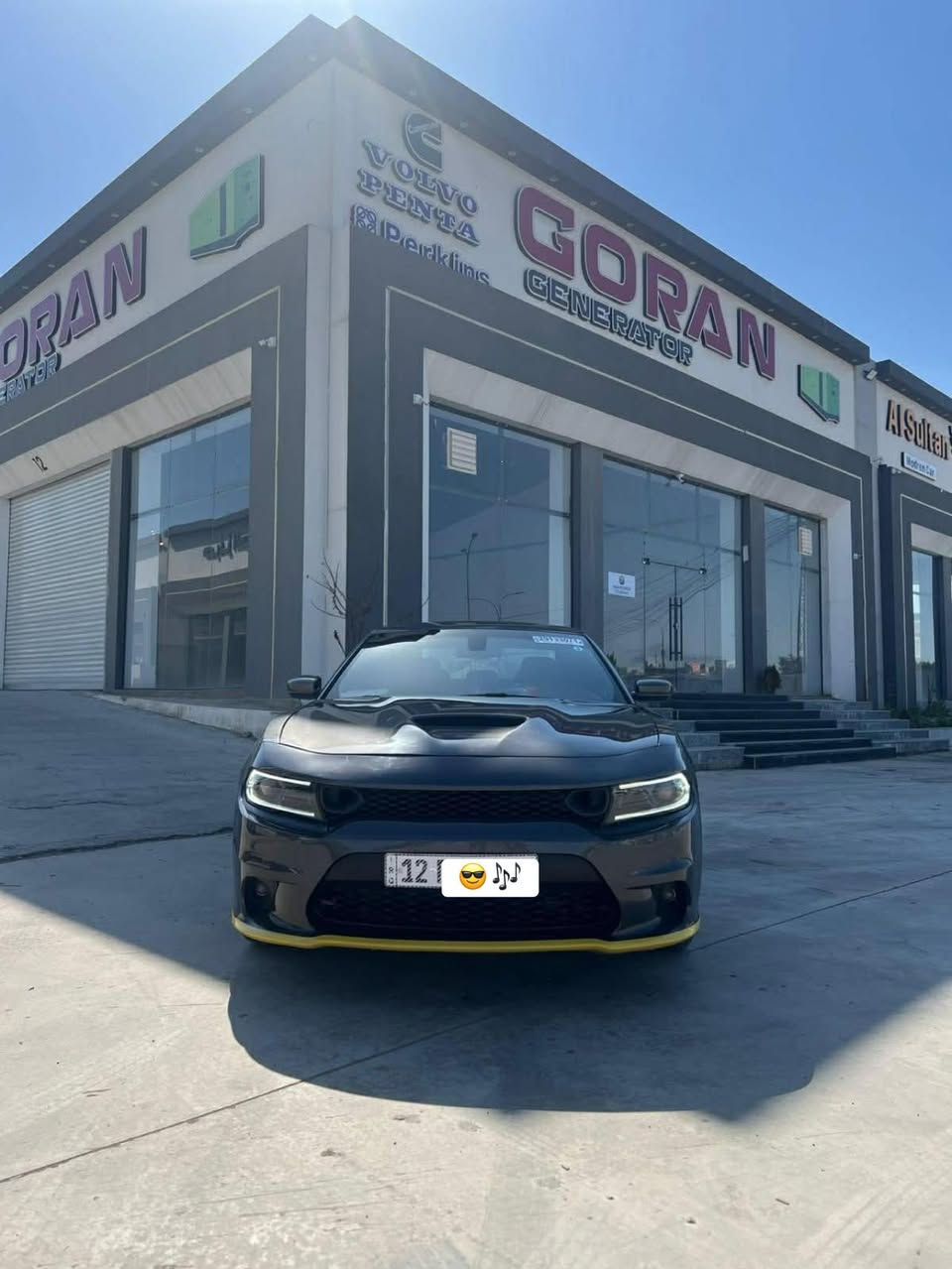 السلام عليكم 
جارجر جيتي اصل وفصل 
موديل 22
للبيع فقط بدون مراوس 
ماشي 22 ميل 
ضرر جاملو امامي وشبر بل بوند 
وكلير أمريكي جاملو النفر
مواصفات الجيتي معروفه 
شفتات استيرن 
شاشه كبيره 
كار بلي
ويل اصلي ٢٠ 
السيار مكانها الموصل 
والسعر مناسب 225 وبيها اشويا مجال الشراي يتصل عل الأرقام 
***********
***********
السياره كلش جديده
