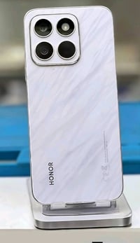 هونر X8C ذاكره 512 جديد وليس مستخدم بـ260الف بعده بلضمان فقط مفتوح من ...