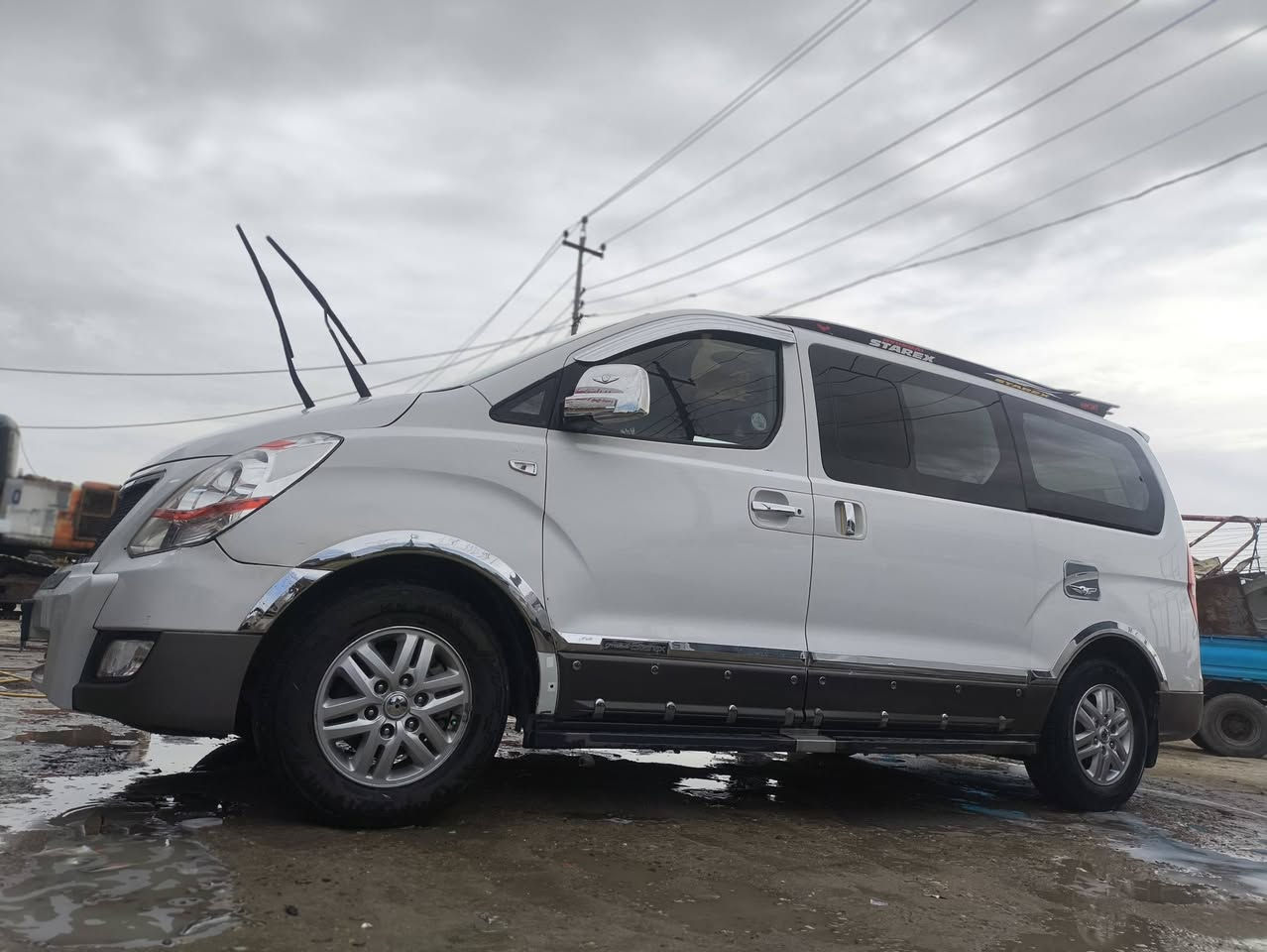 السلام عليكم ستاركس مسكر سبلاين  اوتماتيك بلاد 2010
فول مكفول عده جنطه بدل 
دوشمه كرهبايات تبريد تواير حداديه كدام وره كله جديد ويل ١٦ حجل دوس دبلو بجم خليه حساس خلفي شاشه تحكم مرئاء سندلوك تحكم ستيرن جهتين حاكيه 
دولي ذي قار جاهز سعر ١٦٠ او مراوس بسيدونه او كرفال قل من سعره محتاج فرق 
ياريت حصل كرفال أو سيدونه ٨ راكب اجره أو خصوصي  مكان سماوه متواجد نت لكم توفيق


**إذا كنت صاحب هذا الإعلان وتريد حذفه لأي سبب، رجاءا أرسل رسالة إلى الدعم الفني**