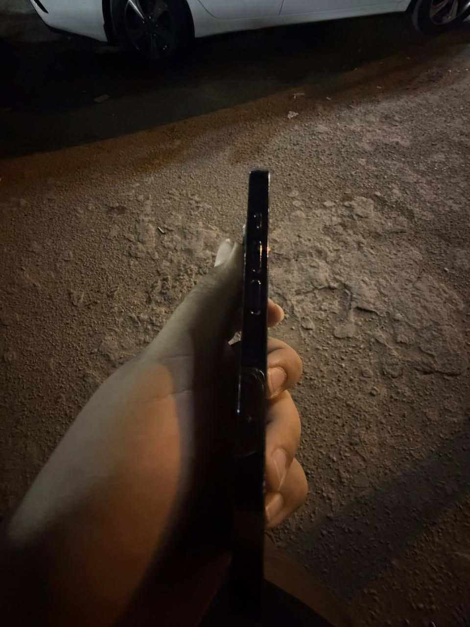 للبيع آيفون ١٤ برو
الجهاز ومع من عندي وبس الضهر انضرب والكلاسة 
البطارية ٧٨ الجهاز شغال 
السعر ٤٠٠ وبي مجال 
مكاني حي الجهاد 
***********
