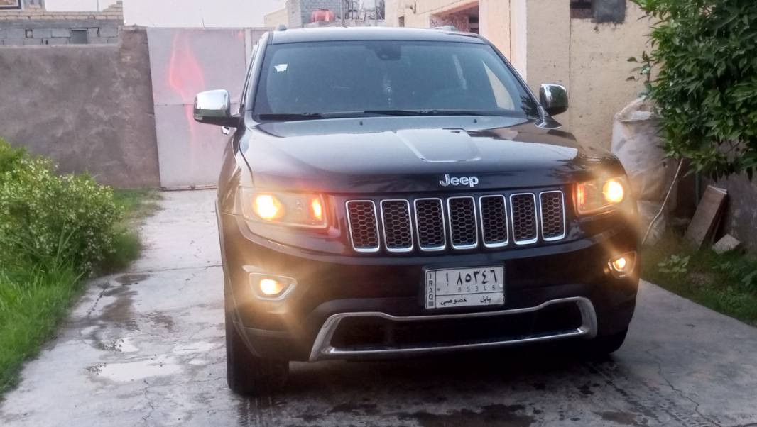 جيب كراند شيروكي وارد امريكي لمتد فول مواصفات 1/1
موديل  2016 رقم بابل محرك 6 سلندر 3600
المواصفات : 
بصمة 
فتحة سقف 
تشغيل عن بعد 
شفتات ستيرن 
كير ماوس تحكم  وضعيات قيادة
كامره خلفية دوارة
إطفاء ذاتي اثناء التوقف 
حساسات خلفية 
جنطة كهربائية
تحكم مري
شاشة كبيرة
تدفئة بدركة الستيرن والكشنات
كشنات تحكم كهربائي جهة السائق وعكس السائق
كشنات جلد 
كروز مثبت سرعه
سنوية باسمي تحويل  مباشر
حادثها كرد صفحه عكس السايق بدون دواخل وبيها جاملغ جهة السايق صبغ اثر جراد السونار مرفق مع الصور 
مكان السيارة بابل المشروع 
السعر : 168$ وبيها مجال بسيط
رقم الموبايل:  / ***********
