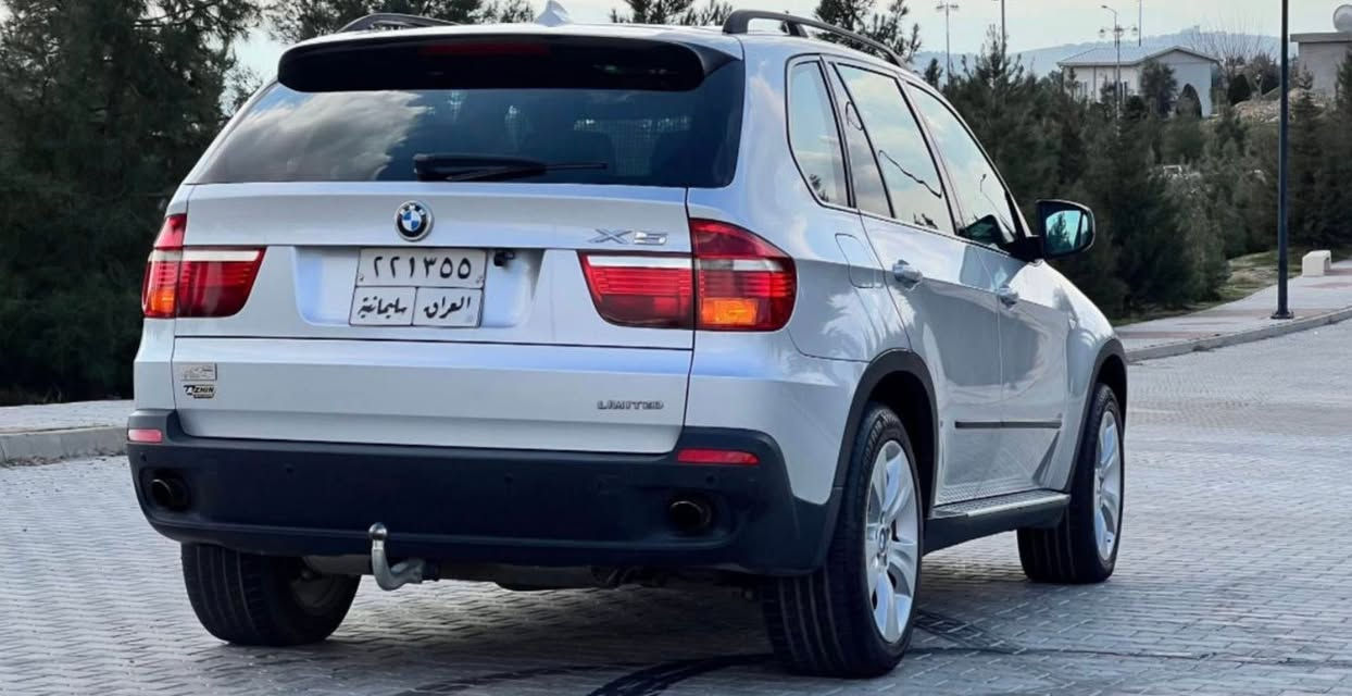 السلام عليكم
BMW X5 2007 للبيع
ماشية 140 كيلو حقيقي 
وارد الماني 
محرك 3000 نوزل قصير بدون توربو
فول مواصفات
⭐️:بانوراما
⭐️:شاشه اندرويد ب700 دولار عليها هسه وكاربلاي
✨:كشنات تدفئة
⭐️:كامرة خلفية
⭐️:حساسات امامية
⭐️:حساسات خلفية
⭐️:مرايه شفط كهربائي
⭐️:بردات خلفية
(السعر) 145 وبي مجال للشراي
رقم اوربي جديد سنوية هزة وكالة كلة جديد وبشرط 
مكان السياره كركوك 
للاستفسار :***********
