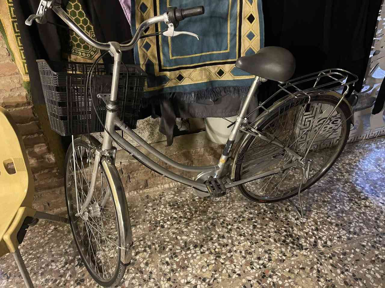 للبيع بايسكل 27 جديد استيل الاتصال *********** بغداد
