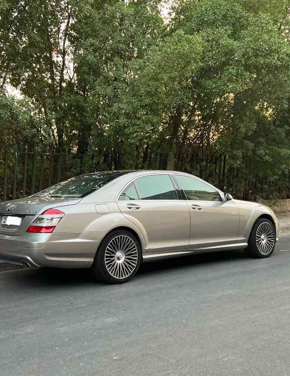إسلام وعليكم مارسيدس s350فول مواصفات للأخير 2009
السياره نضيفه كلش من كل النواحي بيها كلير من صفحة الصدر فقط والباقي مكفول خليجيه السياره ***********
182$ وبيها مجال مكاني بغداد
