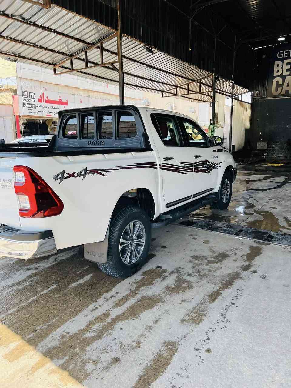السلام عليكم

تويوتا هايلوكس موديل 2024 سعودي 

دفع رباعي 4x4 مكفولة كفالة عامة من كلشي 

رقم بغداد باسمي سنوية جديدة ورقم جديد 

مواصفات السيارة : 
بصمة تشغيل 
بصمة ابواب
شاشة 
تبريد قطعتين 
مقاعد جلد 
حساسات 
تحكم ستيرن جهتين 
كشنات تدفئة وتبريد
شاشة اعطال 
السيارة ماشية 45,000 حقيقي 
سبيرها مانازل 

السعر 335 وبيها مجال 
عنواني بغداد الدورة 
للأستفسار ***********
