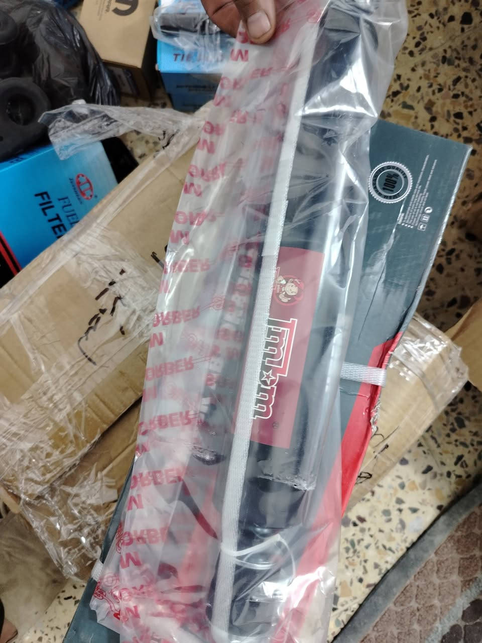 قطع غيار السيارات جيب من ٩٠ ل ٢٠٠٤ يوجد توصيل كافت المحافظات ***********، هاذ الرقم بي وتساب
