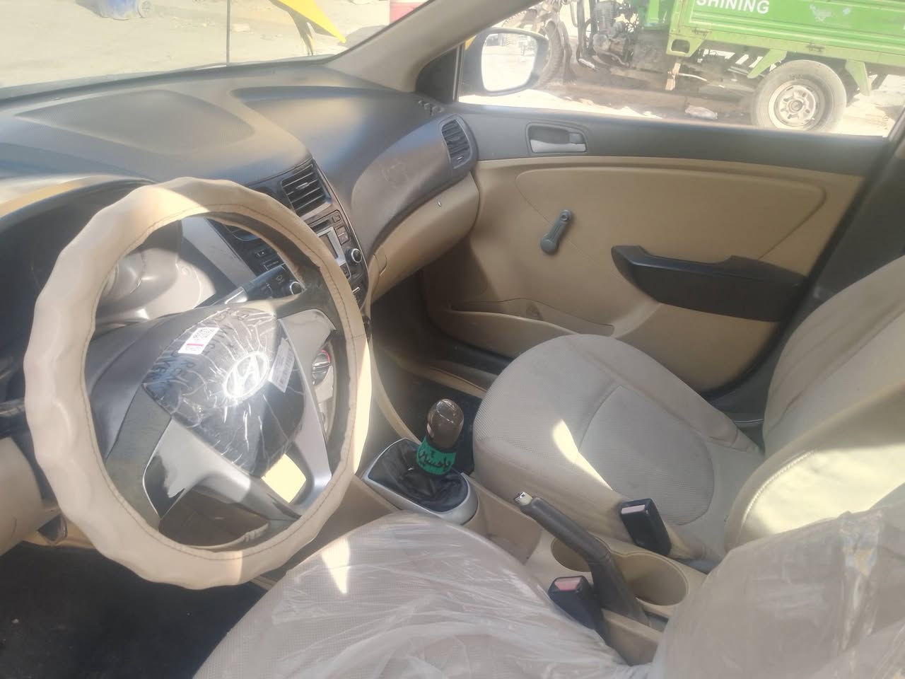 اكسنت موديل12 خليجي رقم بغداد دولي كير عادي مكينه 1600 كير حداديه تدفئه تبريد كهربائيات دواخل كله جديد كفاله عامه ماعدا طخه بسيطه السعر 65وبيها مجال جدأ بسيط تواصل  ***********
