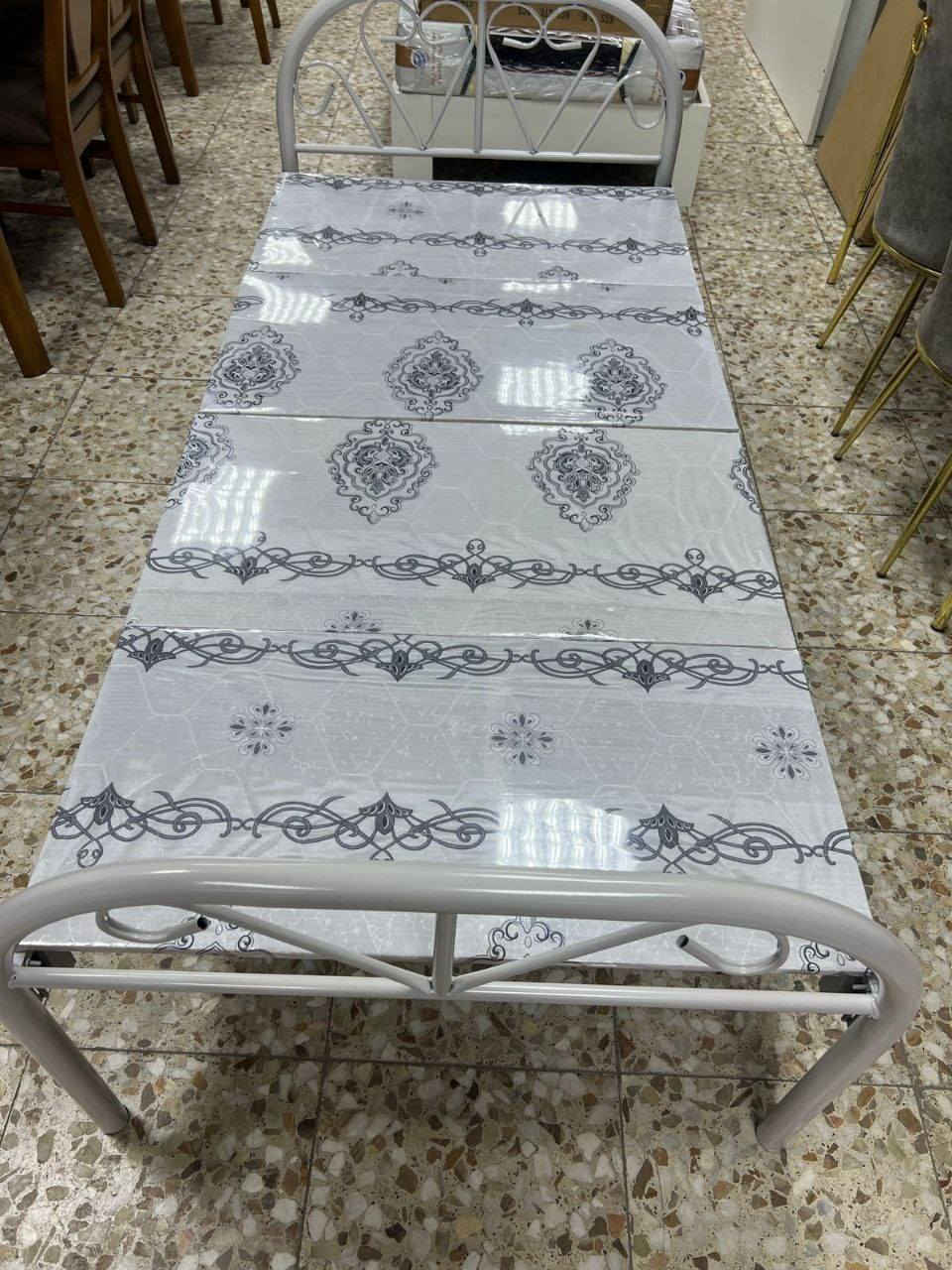 سرير نفر حديد 
سفري يطبك يتحمل اوزان ثقيله
صمم ب11رجل ليتحمل الضغط والوزن  قياس 190*90سم 
ولا ياخذ مساحه في بيوتكم سهل الاستخدام وملائم لديكم


**إذا كنت صاحب هذا الإعلان وتريد حذفه لأي سبب، رجاءا أرسل رسالة إلى الدعم الفني**