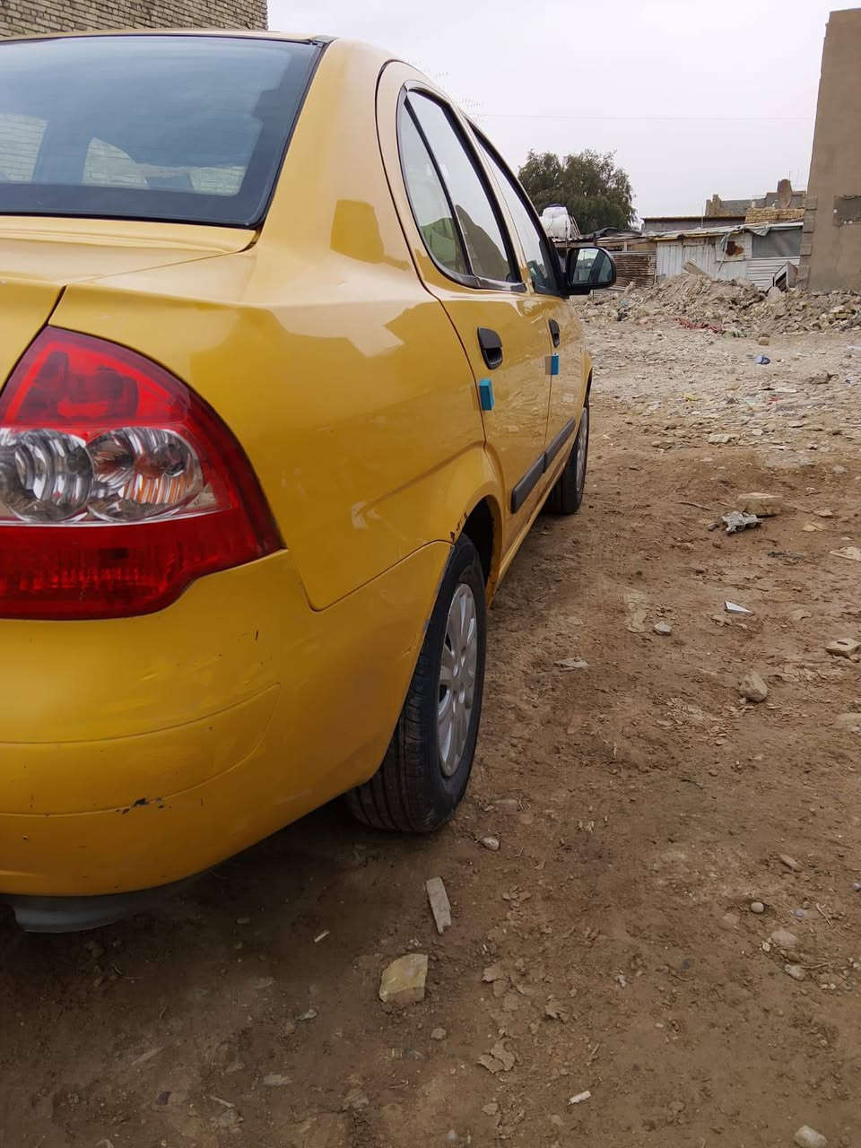 السلام عليكم طيبه 2015 بسمي تحويل ثاني يوم رقم انكليزي السنويه صارلها ٢٠ يوم منتهيه مكينه وكيري مكفولات بيها صبع بخشم البنيد السعر ٤٥ وبيها مجال العنوان بغداد ***********
