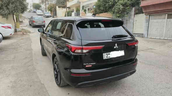 اوتلاندر ٢٠٢٢ se black edition
بانوراما
٧ راكب 
حساس امامى و خلفى 
كشن كهرباء 
شاحن واير ليس
اوتو ستوب 
بعد هواية مواصفات
مرقم سليمانية 
صندوق صبغ وشبر من بنيت 
بدون ايرباك 
سعر ٢٠٥ 
***********
