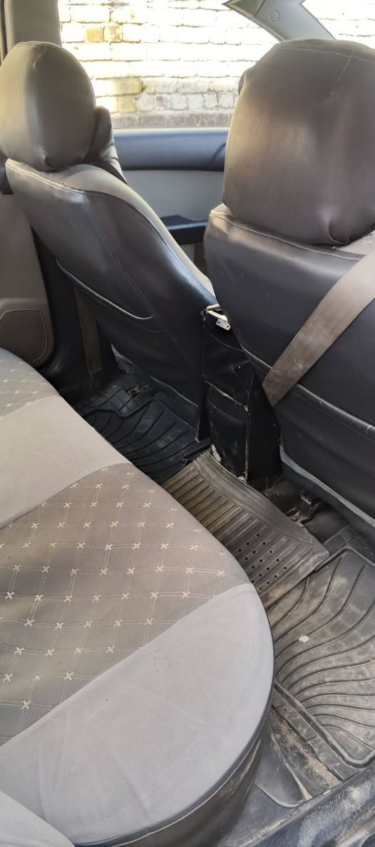 سيراتو 2010خليجيه رقم بغداد  انكليزي جديد سياره حلوه ومناسبه مكانه بلحله بلسياحي مكينه اسم بخار بدون تنقيص وكير كفاله وكشر يخبل مكفوله من الظربه وسعره مناسب 85وبيه مجال ‏‪***********‬‏
