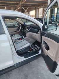 سيارة توسان موديل ٢٠١٨ خليجي رقم بابل انكليزي سنوية ٢٧ السيارة باسمي ب...