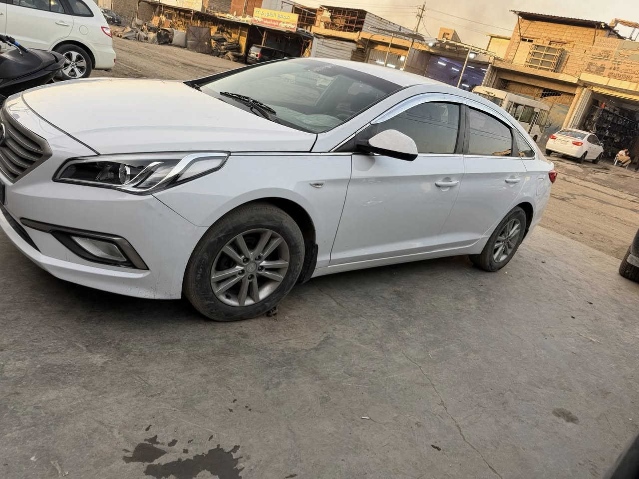 السلام عليكم من رخصه الادمن
سوناته ادوات مكصوصه موديل 2017 غاز بلادي السياره جديده بمعنه الكلمه السعر 54 
عنوان بغداد مدينه الصدر ***********
