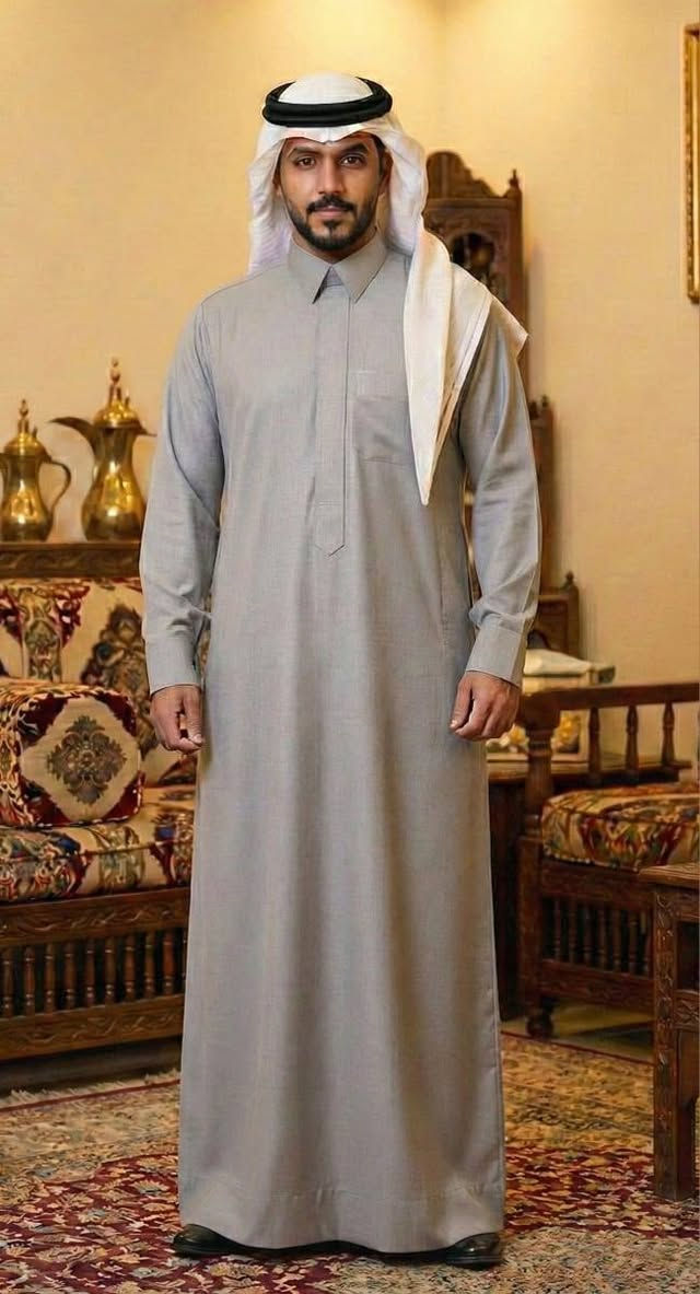 أنور الخياط لتفصيل أرقى الدشاديش الرجالية.
🔹 ياخة قميص أو عادية.
🔹 سحاب دفن أو أزرار او طباقات.
🔹 تفصيل دقيق حسب المقاس.
📞 ***********
