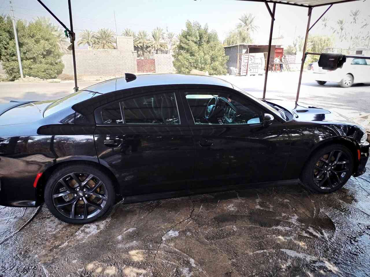 السلام عليكم اخوان للبيع فقط جارجر موديل 20اصل جيتي ماشيه ٧٢ الف جاهزه من كلشي قبل اسبوع مبدل مشط ستيرن 5اوراق حادث جاملغ وبنيد تبديل ومقدمه الجاملغ الثاني رش بدون فتح رقم بغداد الجديد بسمي *********** مكاني بابل
