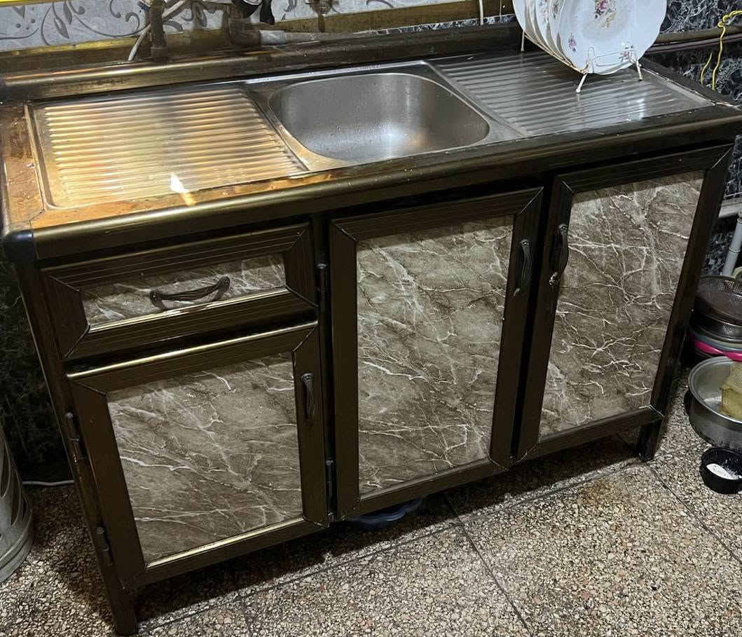 كاونتر الامنيوم  ثلاث قطع  للبيع السعر 200الف وبيها مجال


**إذا كنت صاحب هذا الإعلان وتريد حذفه لأي سبب، رجاءا أرسل رسالة إلى الدعم الفني**