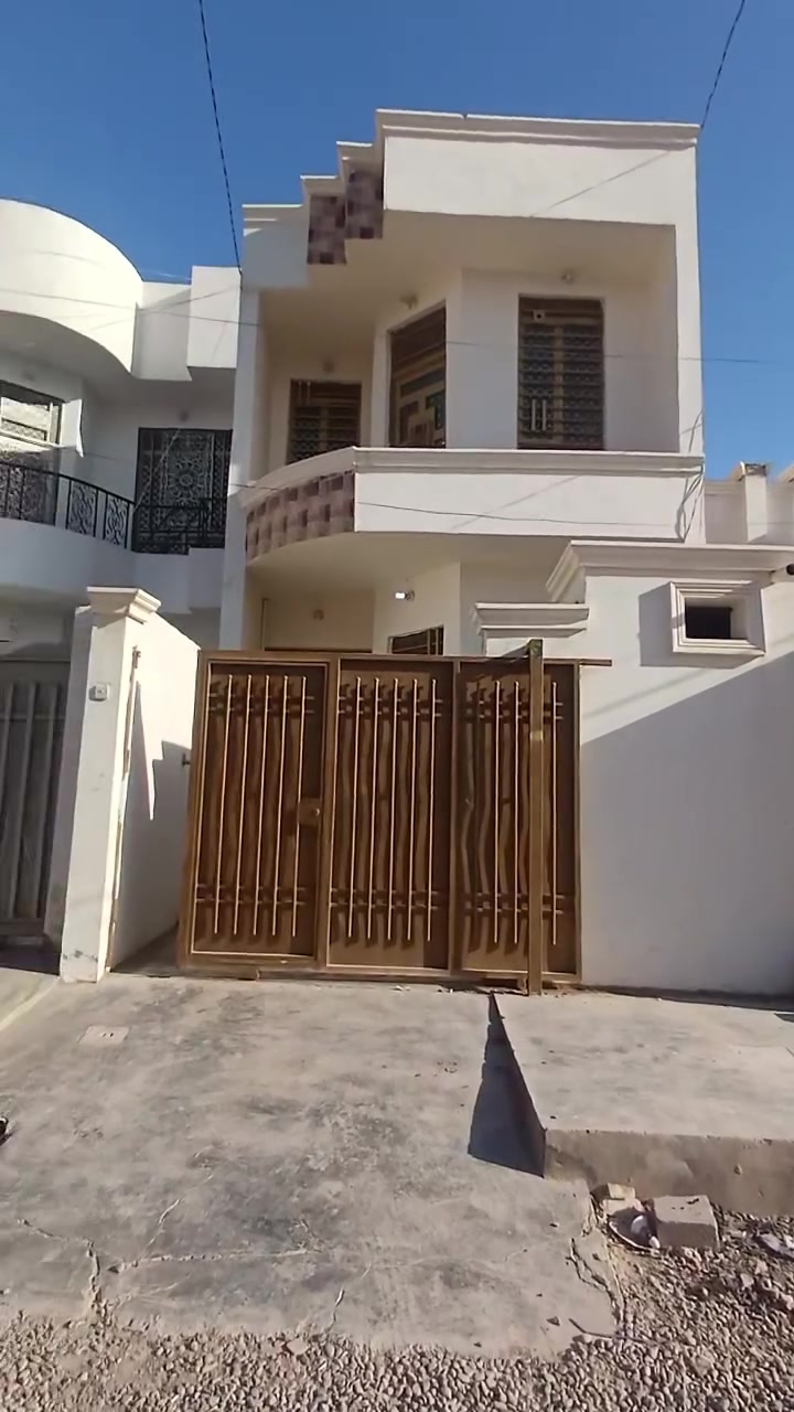 ⭕️ يوجد مشتمل للايجار
 في حي دوانم المعمل قرب جامع مكيه
  طابقين غرفتين 
بناء حديث سيراميك وترتيب

 يجاره 275 ألف 
*********** ☎️
