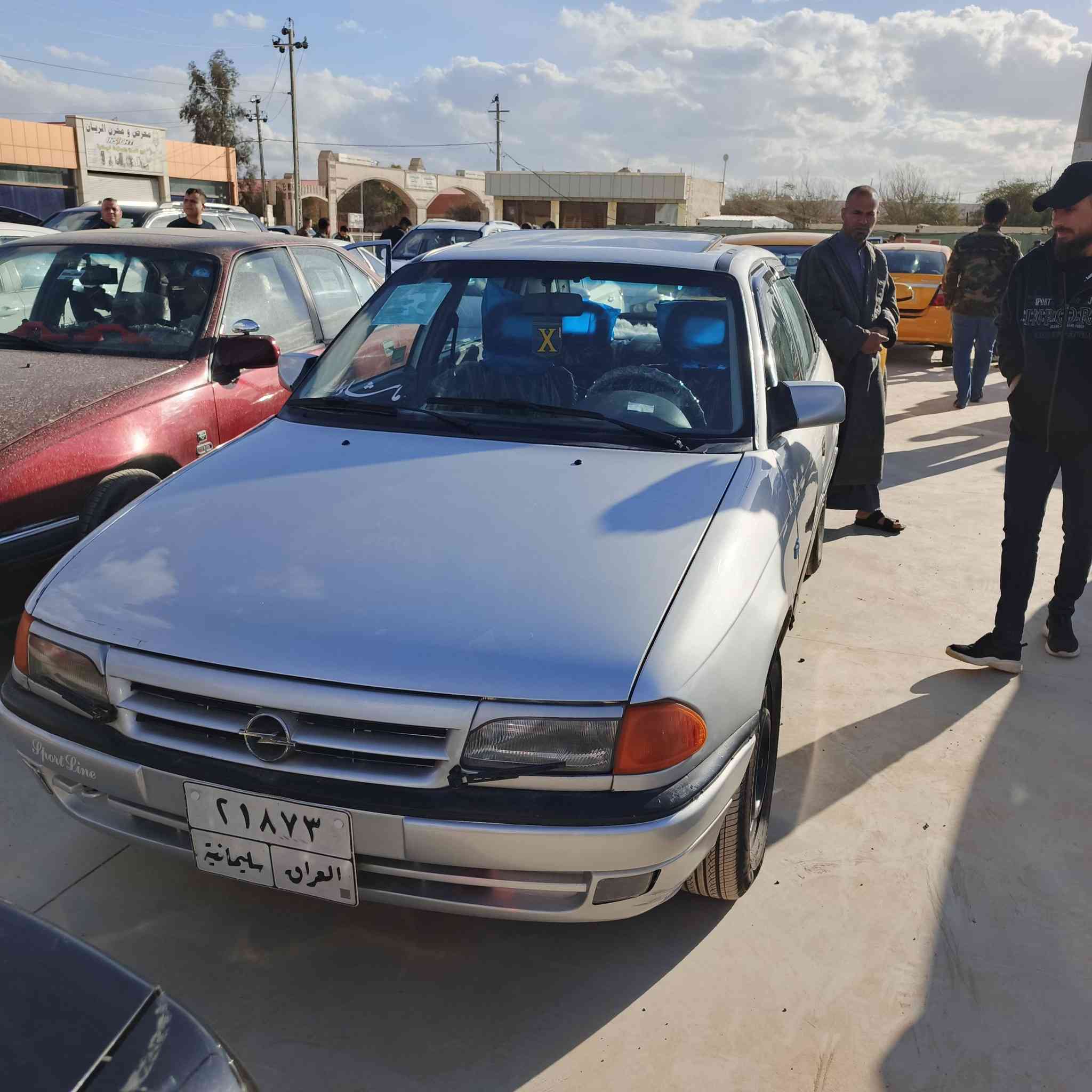 للبيع استرا موديل ٩١ محرك ١٨ بي خيط بخار مصبوخه حزام لجمايه بدون اي ضربه ولا معجون رقم تلفون *********** 

سعرها ٤٠ بي مجال
